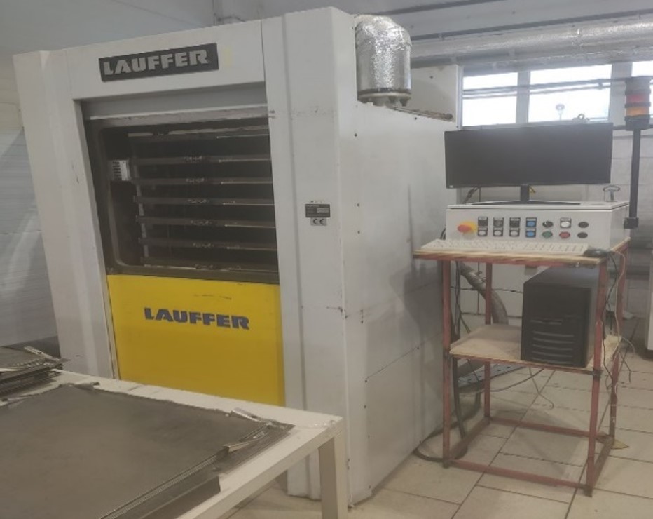 Press laminator Lauffer RMV 125-6 (Single stack) (2003)